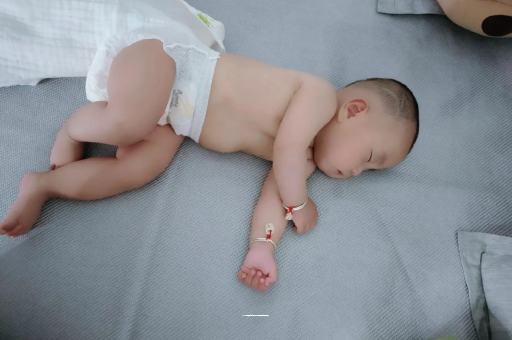 平湖9个月宝宝可以吃盐吗